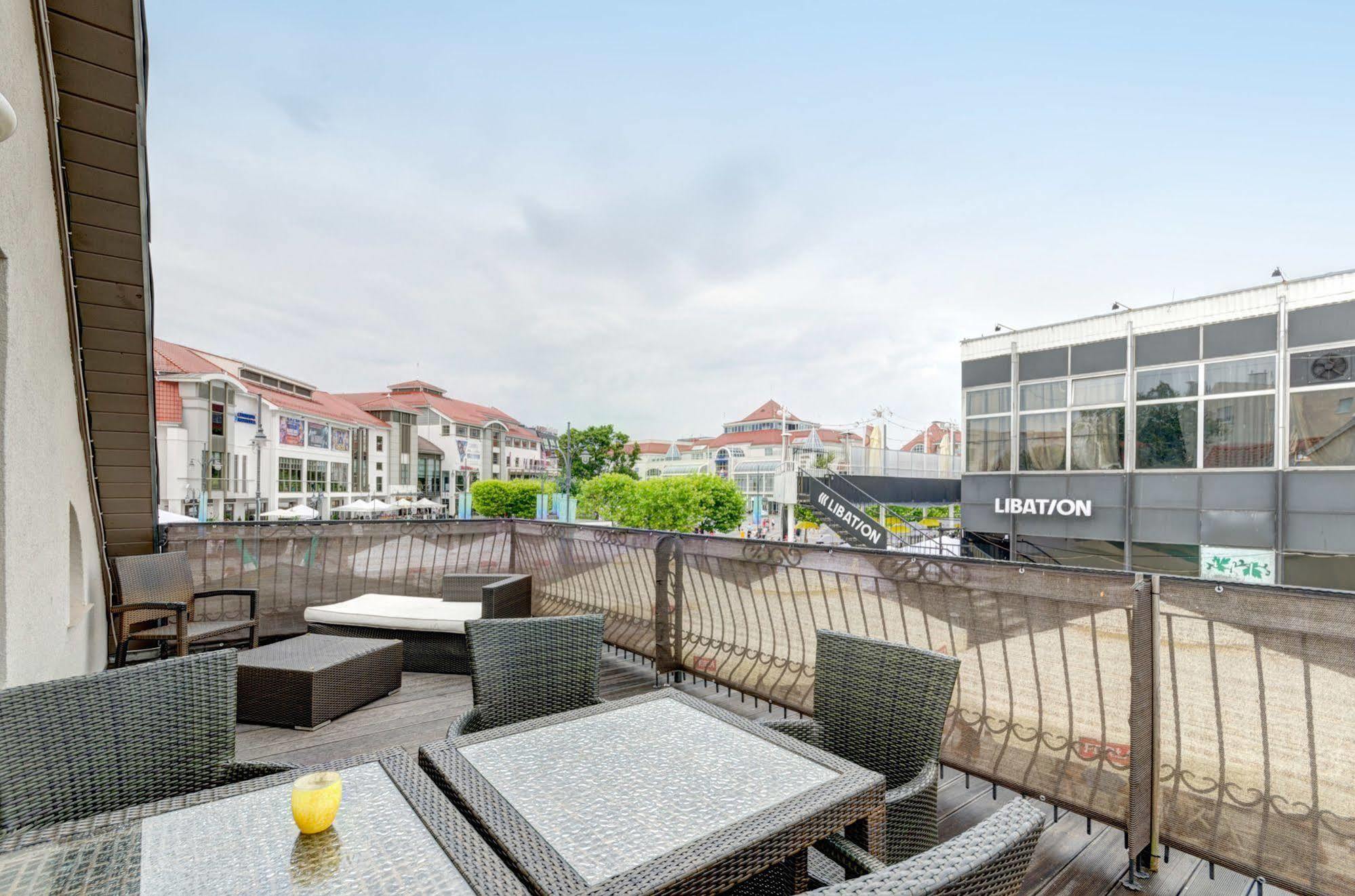 Dom & House - Apartments Port Monte Cassino Сопот Экстерьер фото
